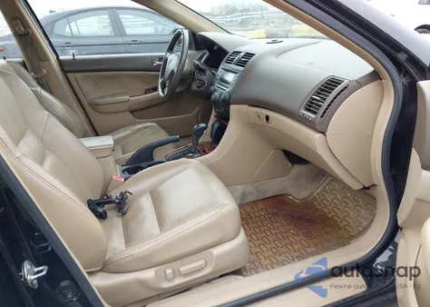 2006 Honda Accord 3.0 Ex z USA, uszkodzony, nr VIN 1HGCM66516A028398